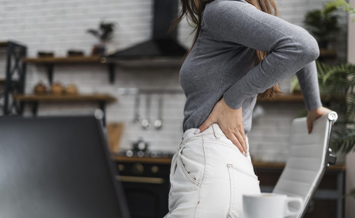 A dor nas costas na região lombar é um sintoma comum que acompanha diversas patologias. 
